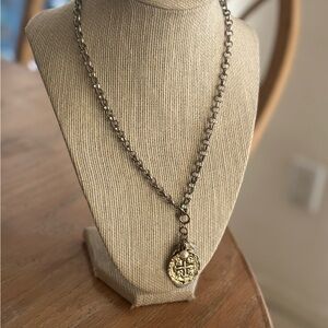 Gold and Silver Pendant Necklace fashion